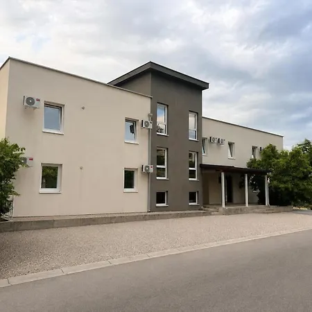 Kekusic Hotel